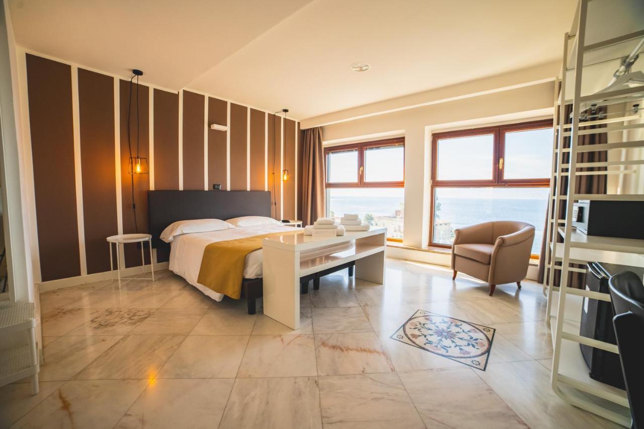 Hotel Continental Reggio di Calabria Ngoại thất bức ảnh