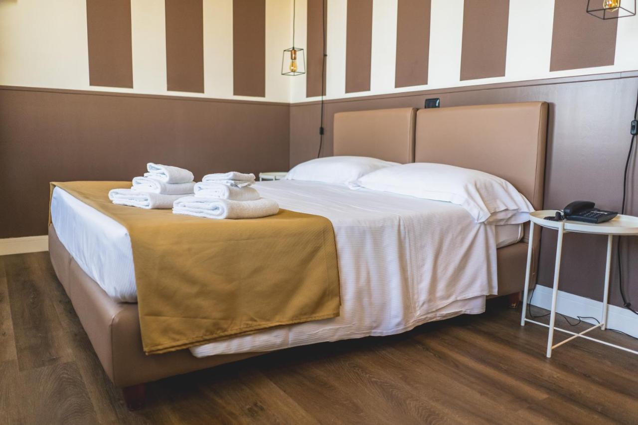 Hotel Continental Reggio di Calabria Ngoại thất bức ảnh